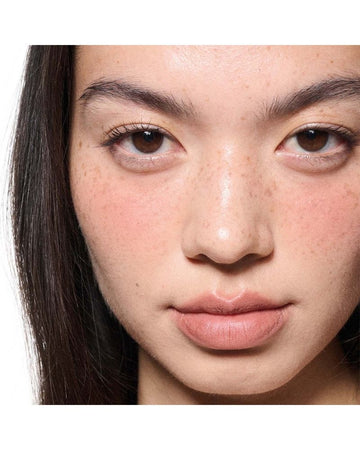 Powder Kiss Lip + Cheek Mousse Taken 5ml